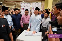 Lawatan mesra YAB Dato&#039; Seri Anwar Ibrahim di Pusat Asasi, UiTM dan lawatan Perpustakaan Tun Abdul Razak Cawangan Pulau Pinang