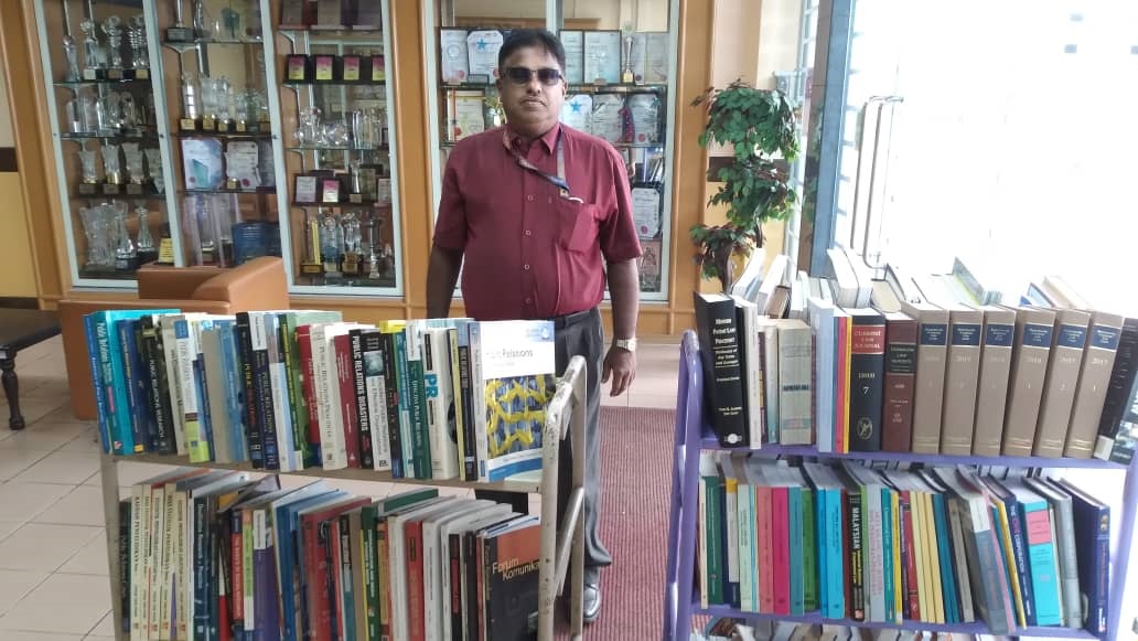 PTAR Sumbang 216 Naskhah Buku Bernilai RM27,380.46 Kepada Perpustakaan Goon International College