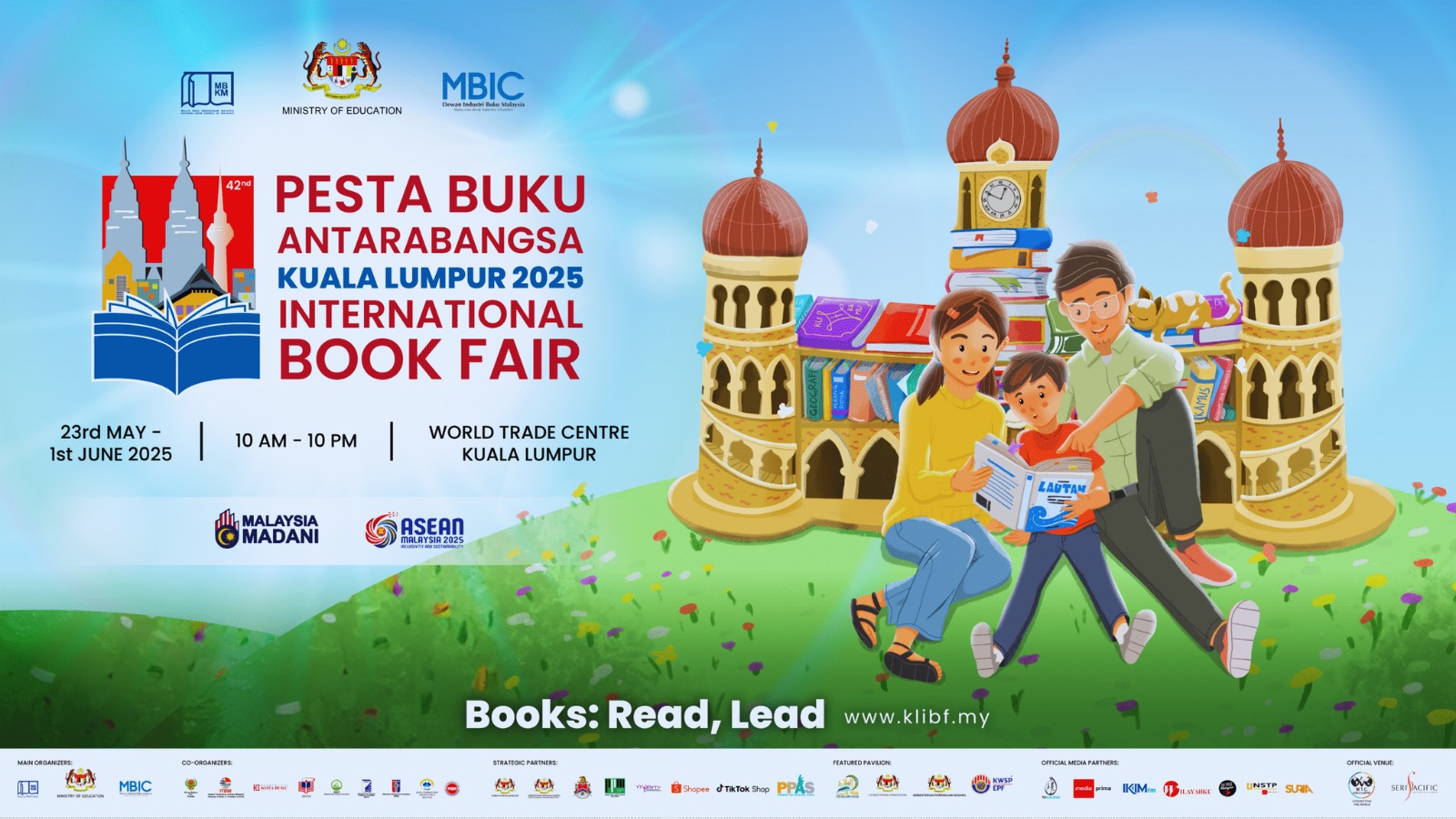 Lawatan Bermakna UiTM Pasir Gudang Ke Pesta Buku Antarabangsa Kuala Lumpur