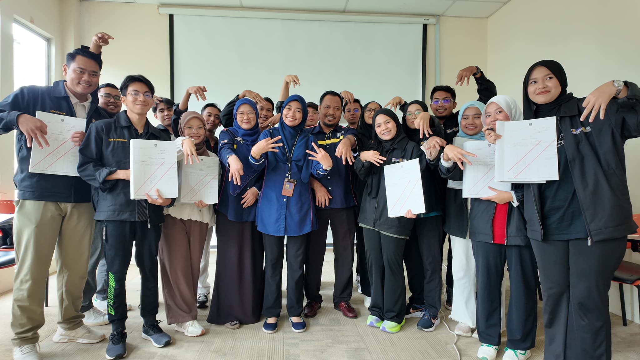 Taklimat Pengurusan Rekod dan Format Surat Rasmi Sempena Bengkel Pemantapan Majlis Perwakilan Pelajar (MPP) UiTM Cawangan Melaka 2024/2025