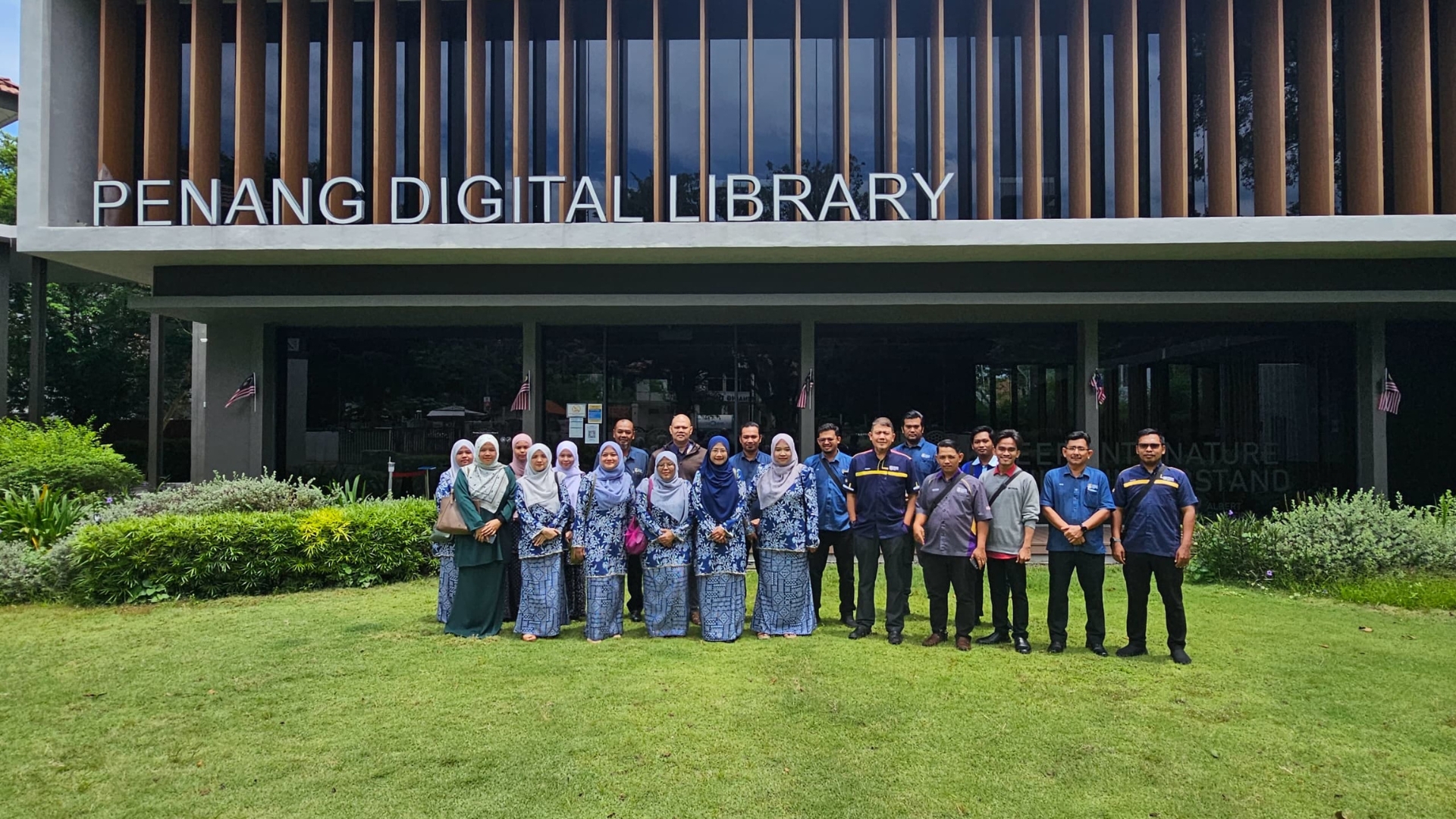 Lawatan Penanda Aras Perpustakaan Dato Jaafar Hassan UiTM Cawangan Perlis ke Penang Digital Library